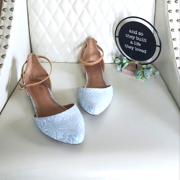 Women's Mix No 6 Blue/White/Beige Sze 9.5 Sandal. GREAT CONDITION - Picture 5 of 16